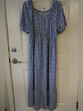 New Blue Floral Maxi Dress size XL NWT